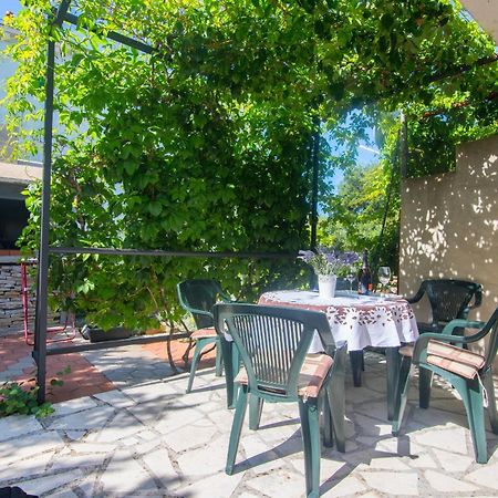 Apartment Josipa Vinišće Zewnętrze zdjęcie
