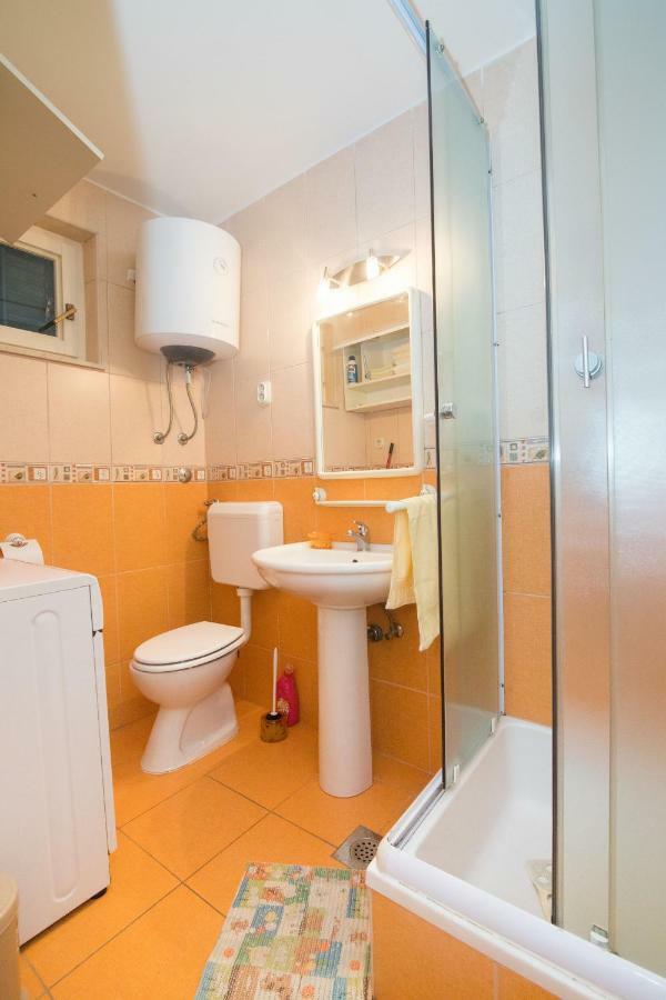 Apartment Josipa Vinišće Zewnętrze zdjęcie