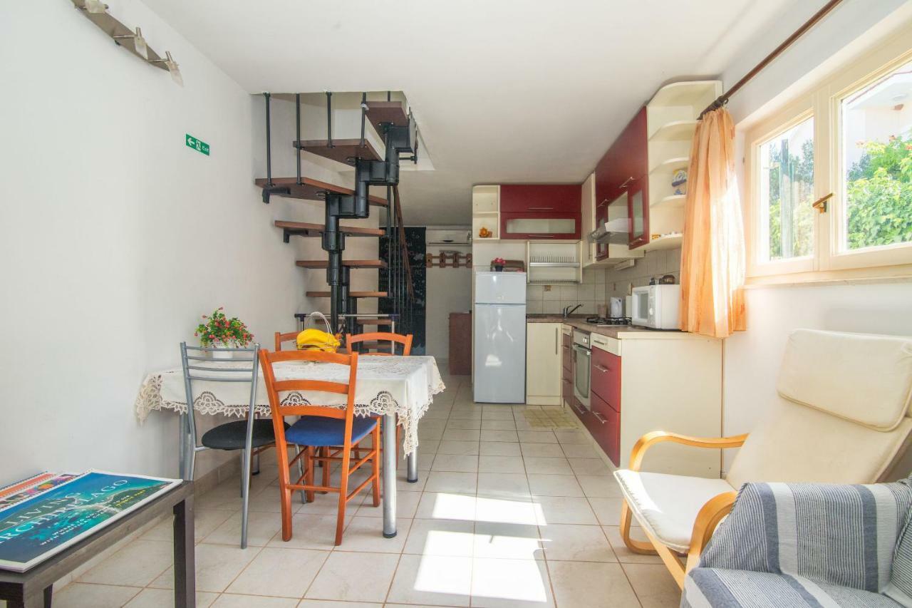 Apartment Josipa Vinišće Zewnętrze zdjęcie